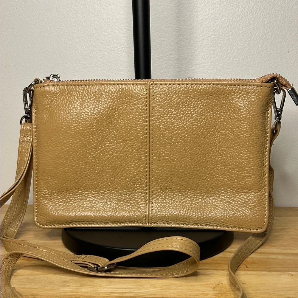 Elegant Tan Crossbody Bag